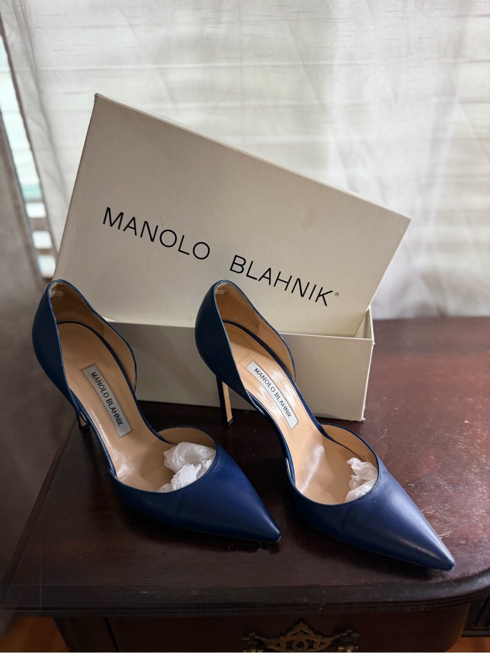 Manolo Blahnik Navy Leather Pointed-Toe D’Orsay Pumps